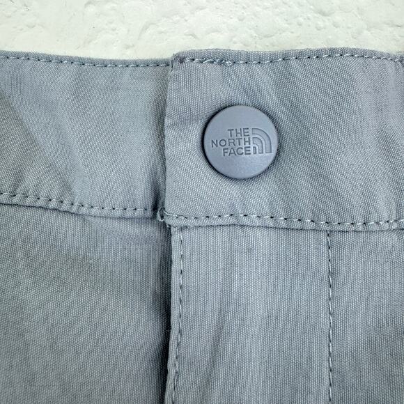 The North Face Women Nylon Stretch Active Shorts Size 12 Lightweight Hiking Gray - Picture 3 of 11